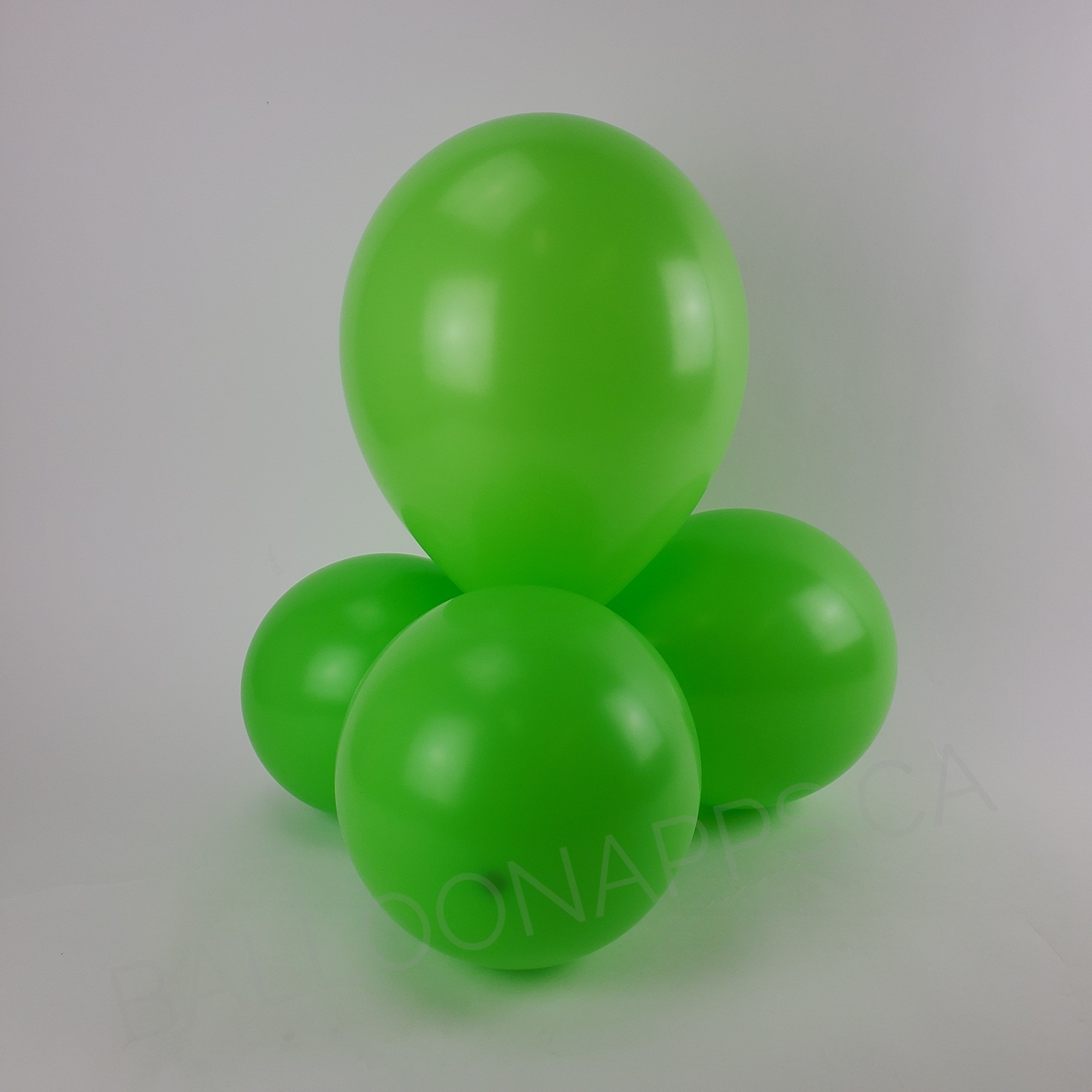 balloon texture SEM (50) 260 Deluxe Key Lime balloons