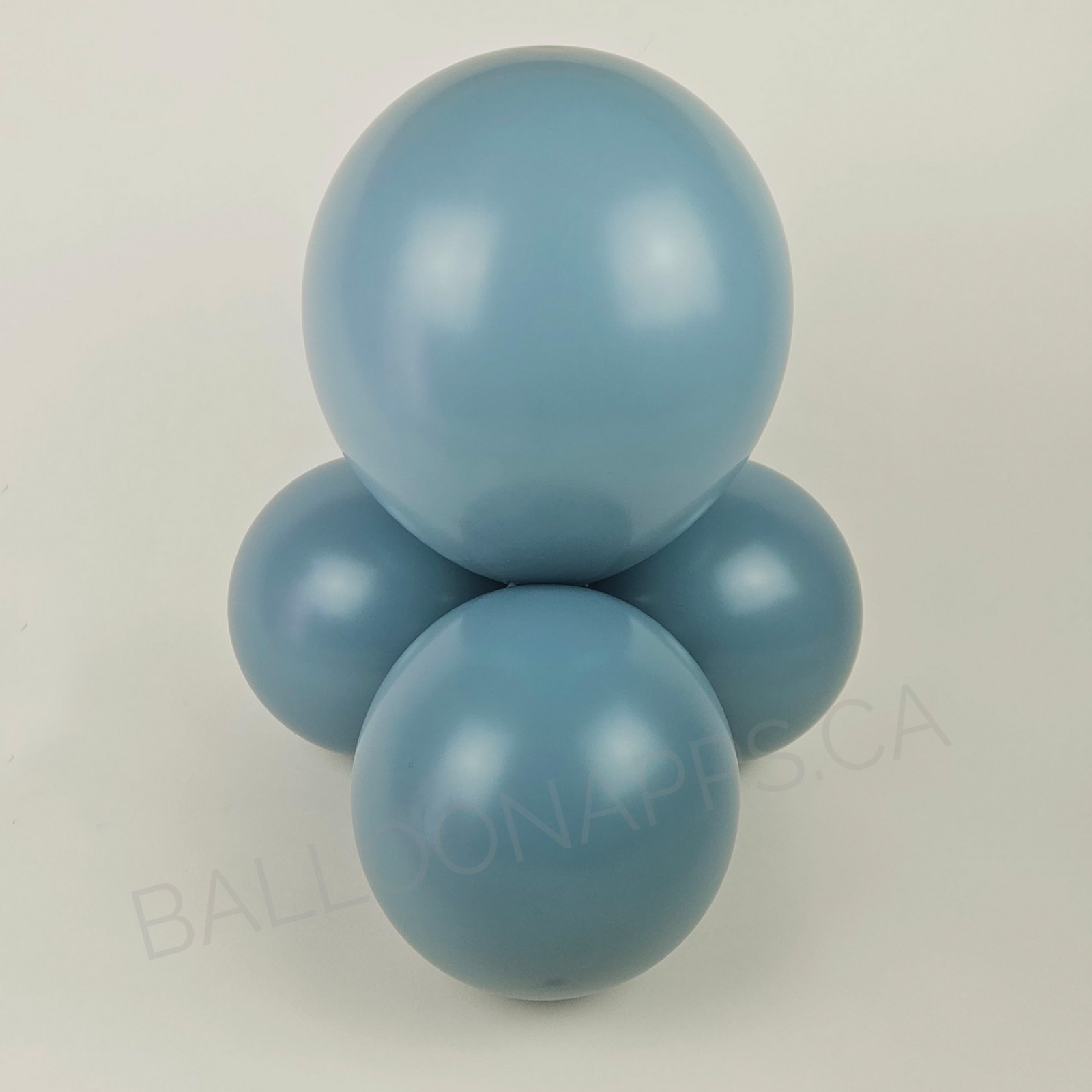 balloon texture Sempertex  260 Pastel Dusk Blue Latex balloons